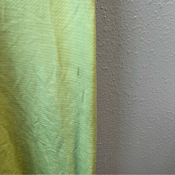 Lululemon Mens Metal Vent Tech Tank Green - Picture 6 of 6